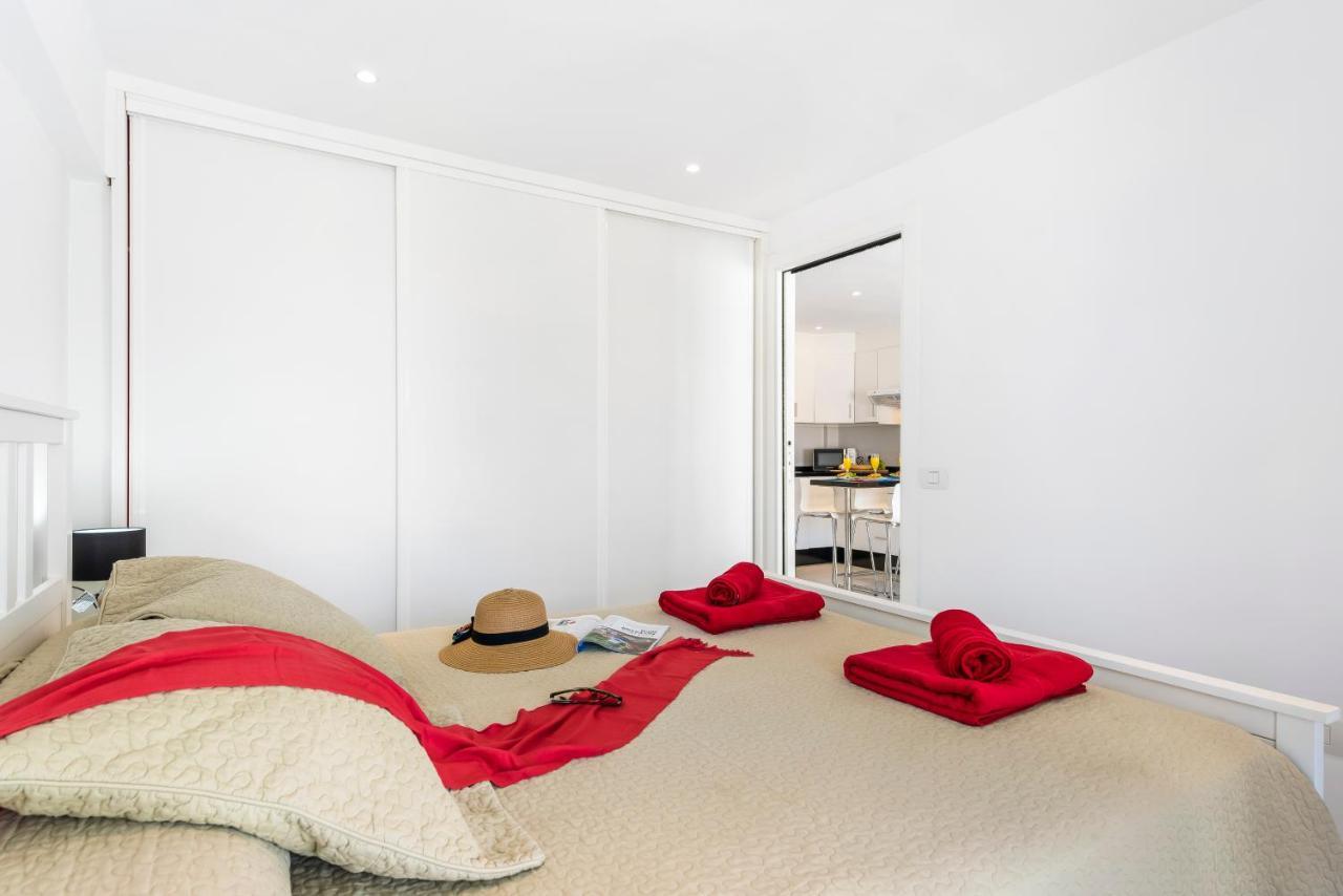 76. Los Cristianos first sea line, parking, Wi Fi Exterior foto
