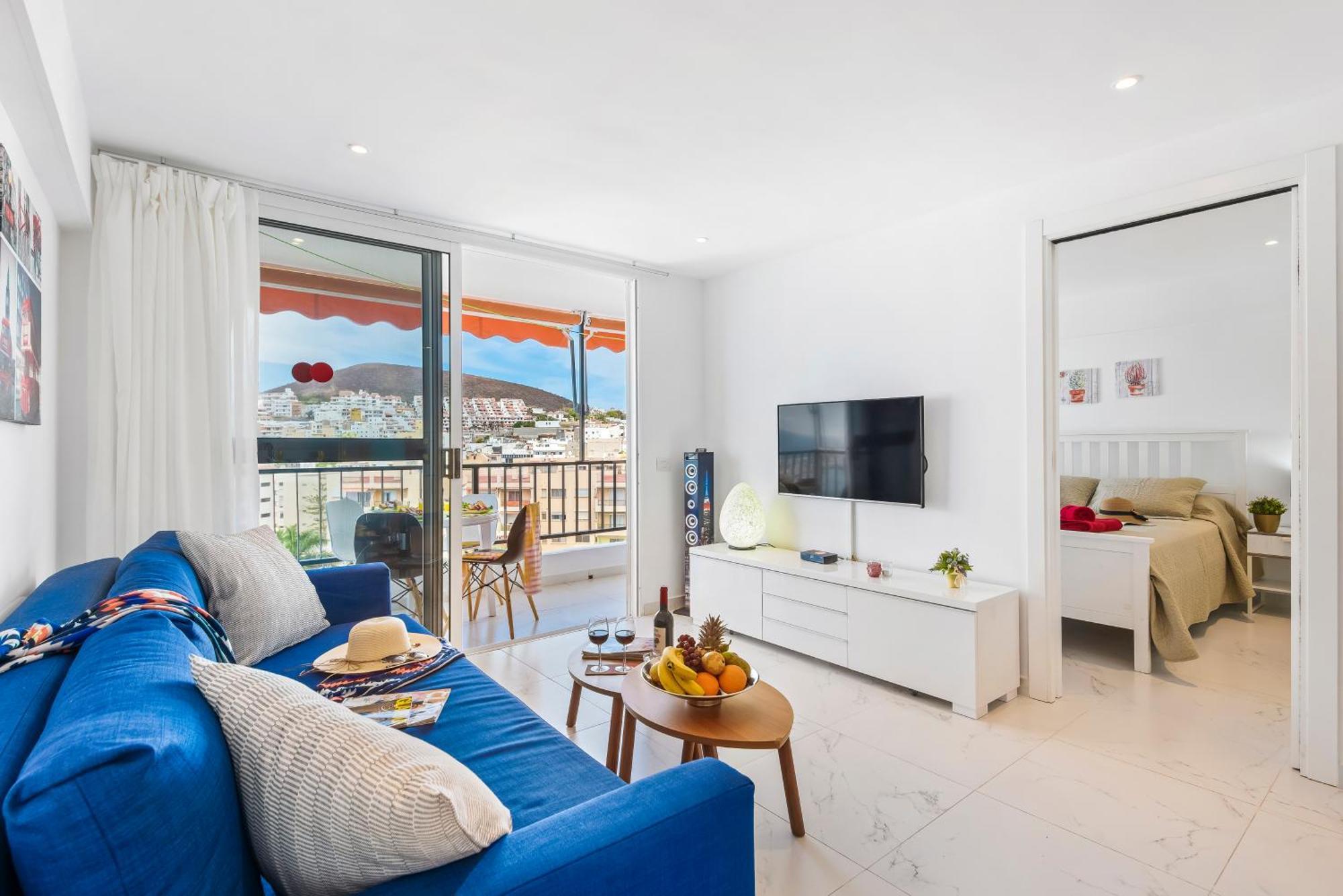 76. Los Cristianos first sea line, parking, Wi Fi Exterior foto
